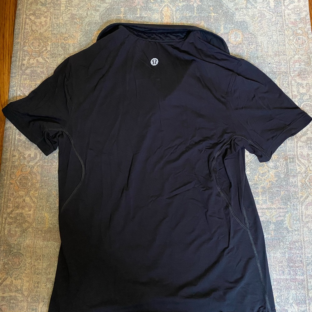 Lululemon golf shirt